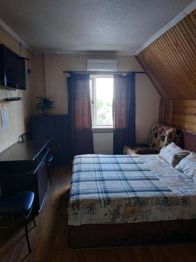 Hotel Restaurant Complex Boyarskiy Dvor Boyarka ภายนอก รูปภาพ