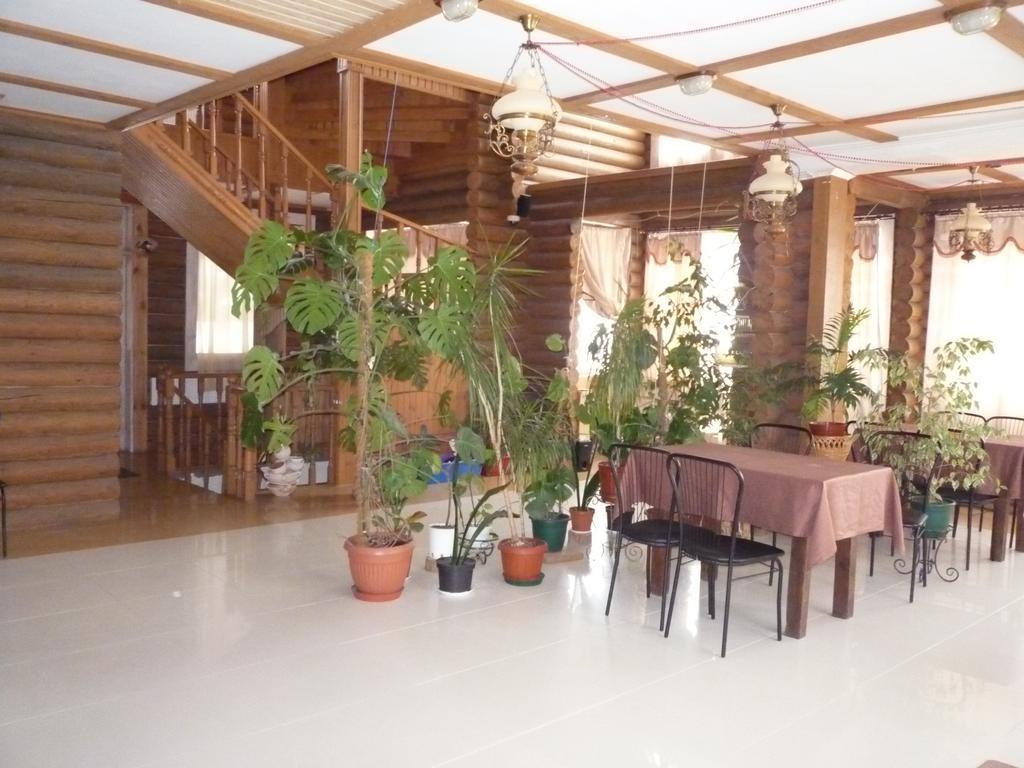 Hotel Restaurant Complex Boyarskiy Dvor Boyarka ภายนอก รูปภาพ