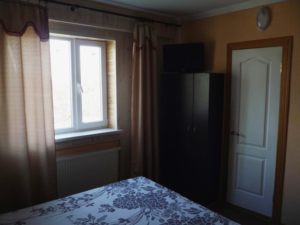 Hotel Restaurant Complex Boyarskiy Dvor Boyarka ภายนอก รูปภาพ