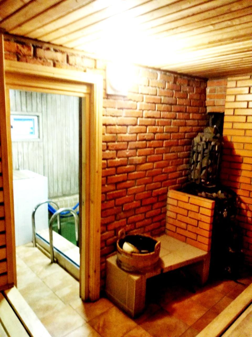 Hotel Restaurant Complex Boyarskiy Dvor Boyarka ภายนอก รูปภาพ